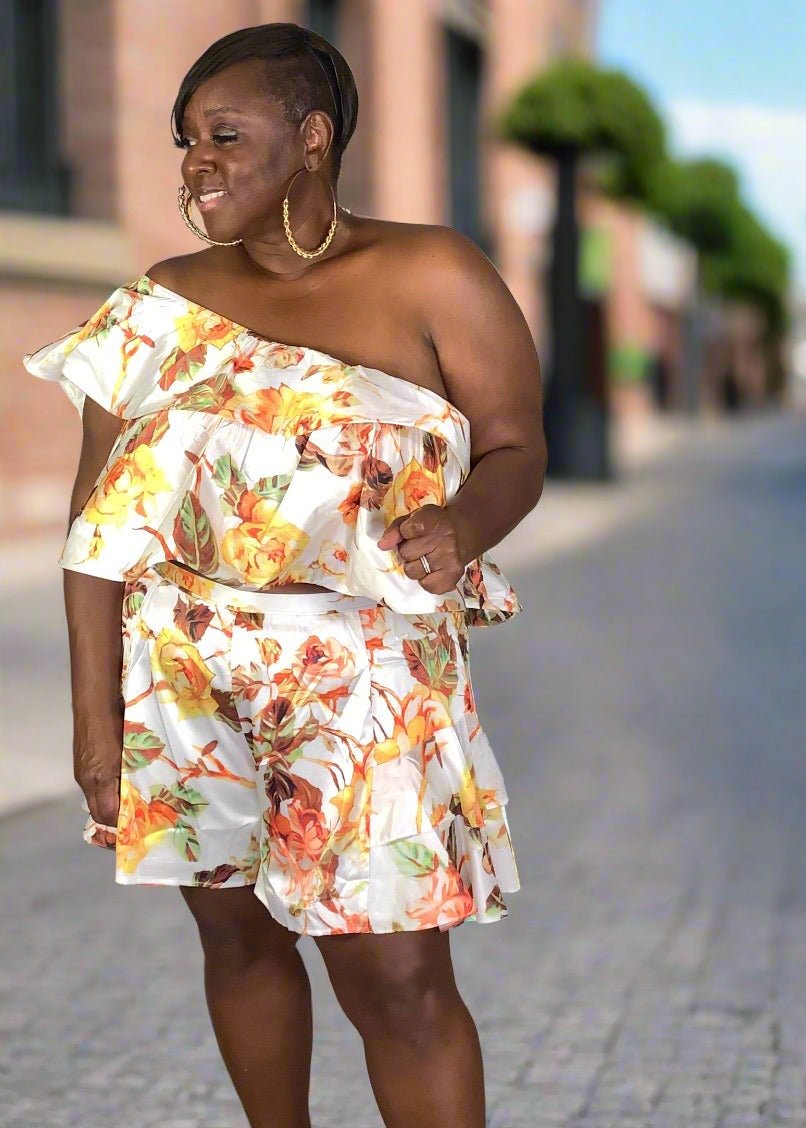 All The Frills - Plus Size | Set