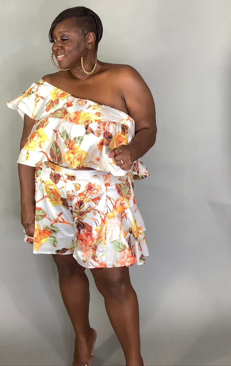 All The Frills - Plus Size | Set